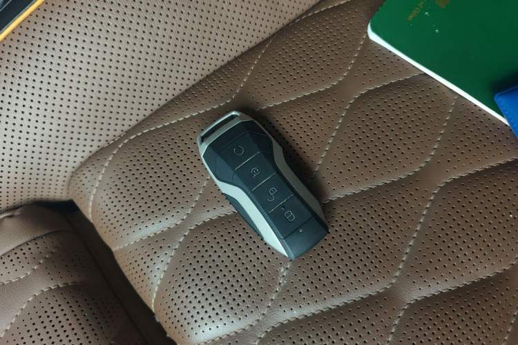 Used BYD Tang New Energy 2021 DM 2.0T Four-Wheel Drive High-Performance Flagship Model Vehicle Key
