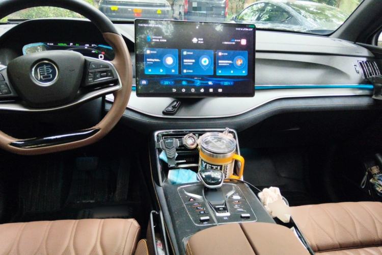 Used BYD Tang New Energy 2021 DM-i 112KM Prestige Model Center Console