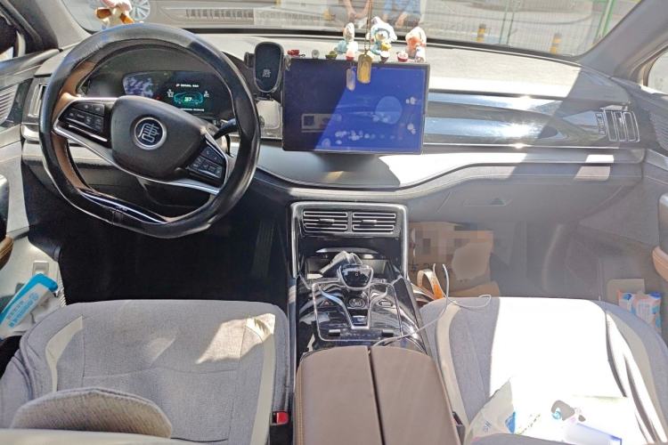 Used BYD Tang New Energy 2021 DM-i 112KM Prestige Model Center Console