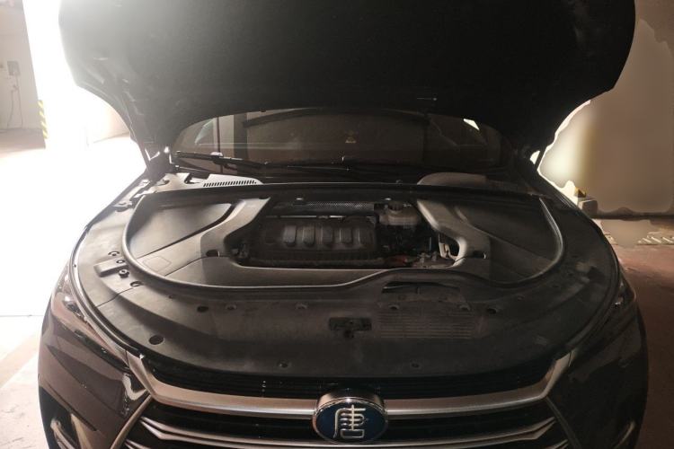 Used BYD Tang New Energy 2021 DM 2.0T Four-Wheel Drive High-Performance Flagship Model Engine Bay
