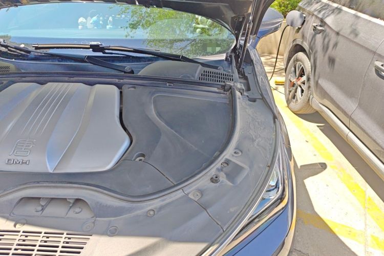 Used BYD Tang New Energy 2021 DM-i 112KM Prestige Model Engine Bay Left