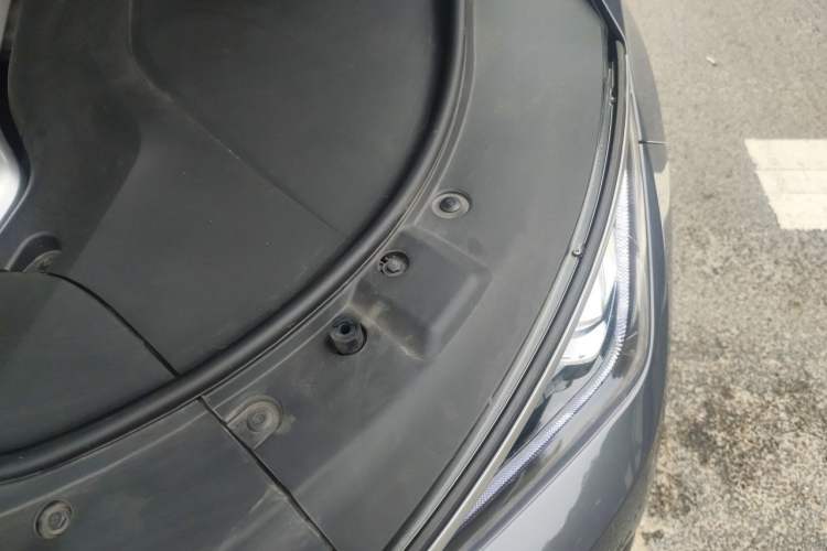 Used BYD Tang New Energy 2021 DM-i 112KM Prestige Model Engine Bay Left
