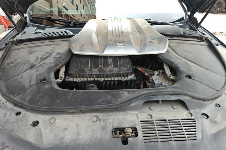 Used BYD Tang New Energy 2021 DM 2.0T Four-Wheel Drive High-Performance Flagship Model Engine Bay