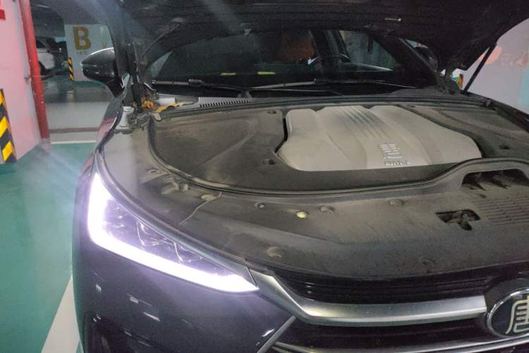 Used BYD Tang New Energy 2021 DM-i 112KM Prestige Model Engine Bay Right