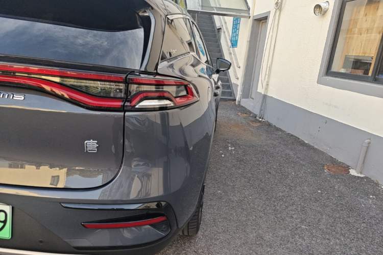 Used BYD Tang New Energy 2021 DM-i 112KM Prestige Model Exterior 3