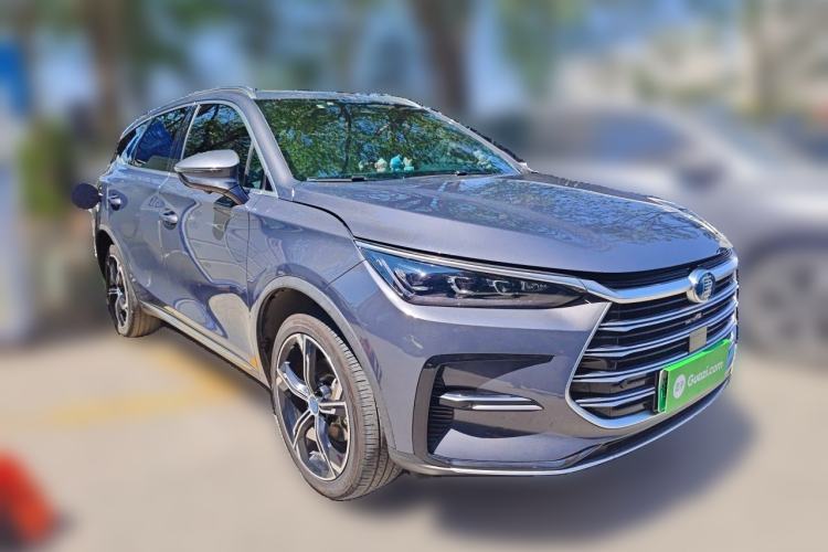 Used BYD Tang New Energy 2021 DM-i 112KM Prestige Model Front Right 45 Deg