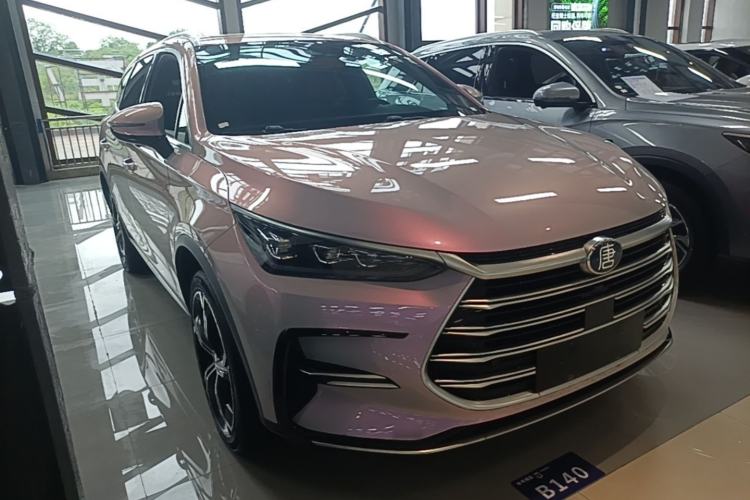 Used BYD Tang New Energy 2021 DM-i 112KM Prestige Model Front Right 45 Deg