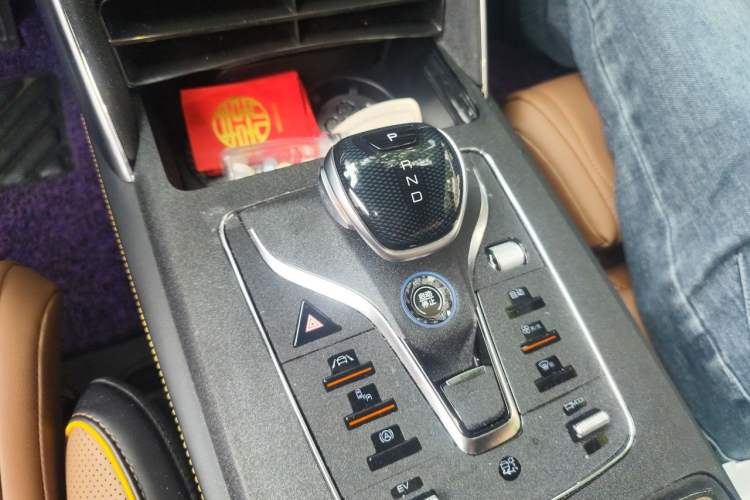 Used BYD Tang New Energy 2021 DM-i 112KM Prestige Model Gear Lever