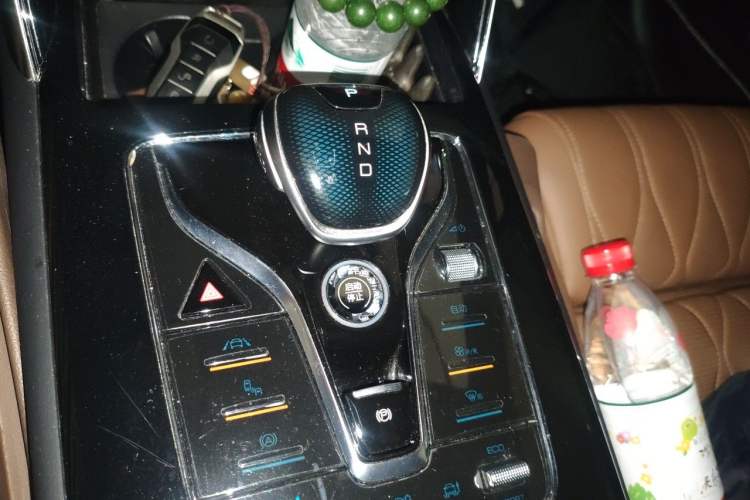 Used BYD Tang New Energy 2021 DM 2.0T Four-Wheel Drive High-Performance Flagship Model Gear Lever