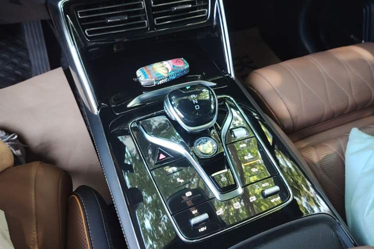 Used BYD Tang New Energy 2021 DM 2.0T Four-Wheel Drive High-Performance Flagship Model Gear Lever