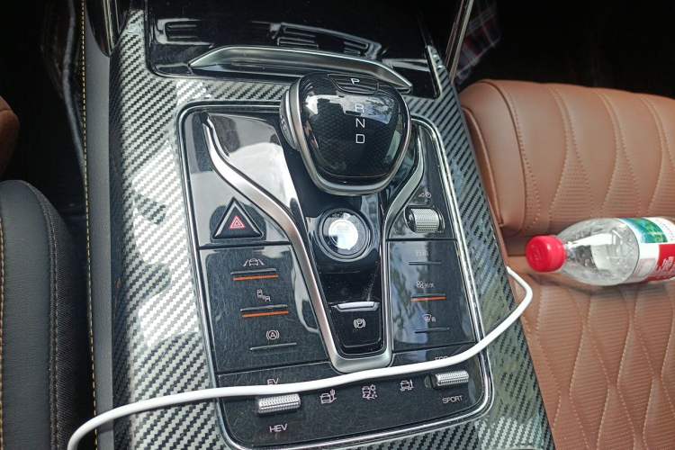 Used BYD Tang New Energy 2021 DM 2.0T Four-Wheel Drive High-Performance Flagship Model Gear Lever