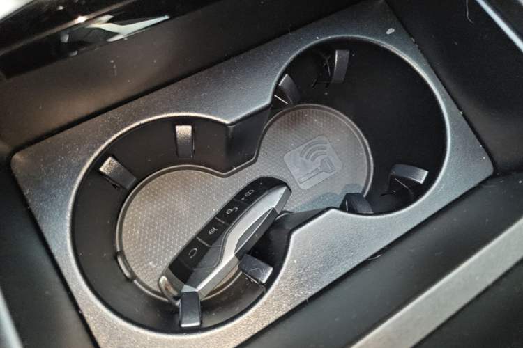 Used BYD Tang New Energy 2021 DM-i 112KM Prestige Model Interior 1