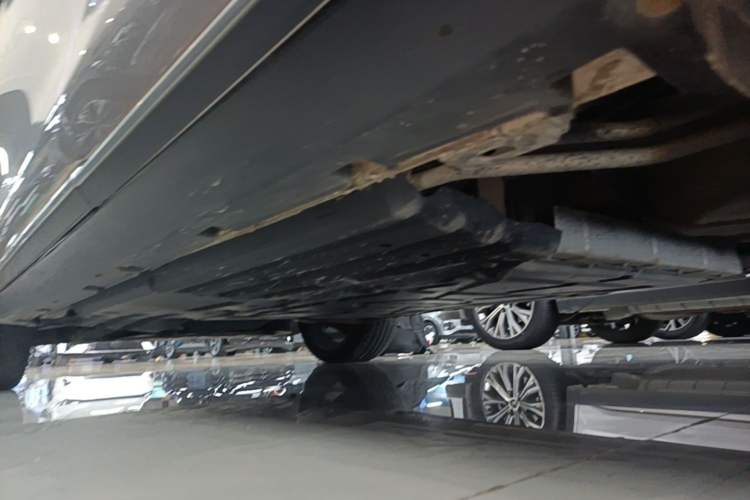 Used BYD Tang New Energy 2021 DM-i 112KM Prestige Model Left Side Sill