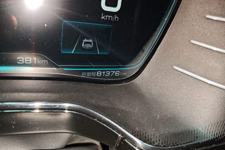 Used BYD Tang New Energy 2021 DM 2.0T Four-Wheel Drive High-Performance Flagship Model Odometer Close Up
