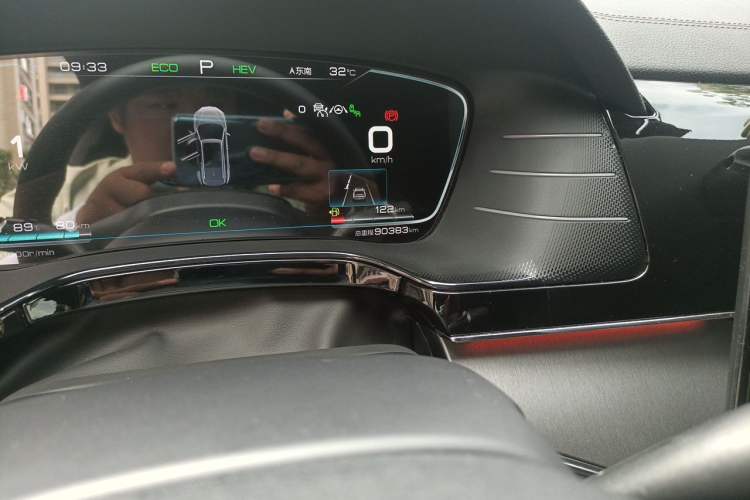 Used BYD Tang New Energy 2021 DM 2.0T Four-Wheel Drive High-Performance Flagship Model Odometer Close Up