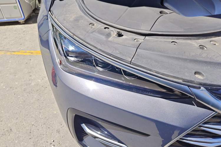 Used BYD Tang New Energy 2021 DM-i 112KM Prestige Model Right Front Headlight