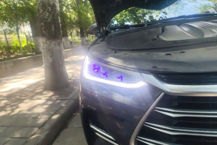 Used BYD Tang New Energy 2021 DM-i 112KM Prestige Model Right Front Headlight