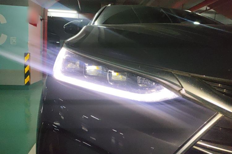 Used BYD Tang New Energy 2021 DM-i 112KM Prestige Model Right Front Headlight