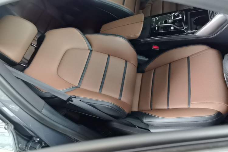 Used BYD Tang New Energy 2021 DM 2.0T Four-Wheel Drive Performance Edition Prestige Model Right Front Seat