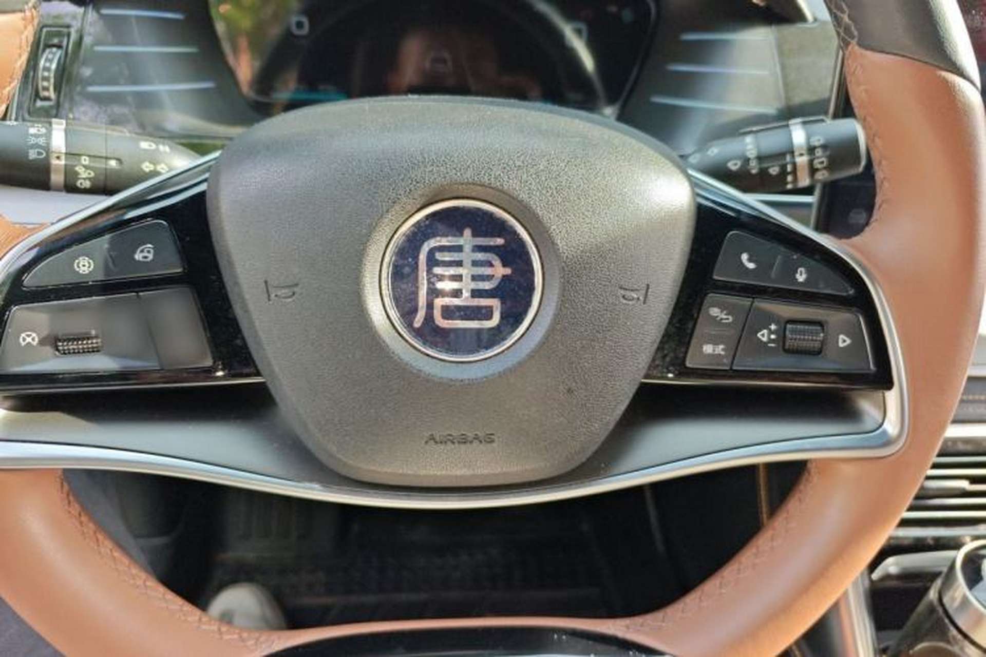 Used BYD Tang New Energy 2021 DM 2.0T Four-Wheel Drive High-Performance Flagship Model Steering Wheel