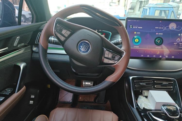 Used BYD Tang New Energy 2021 DM 2.0T Four-Wheel Drive High-Performance Flagship Model Steering Wheel