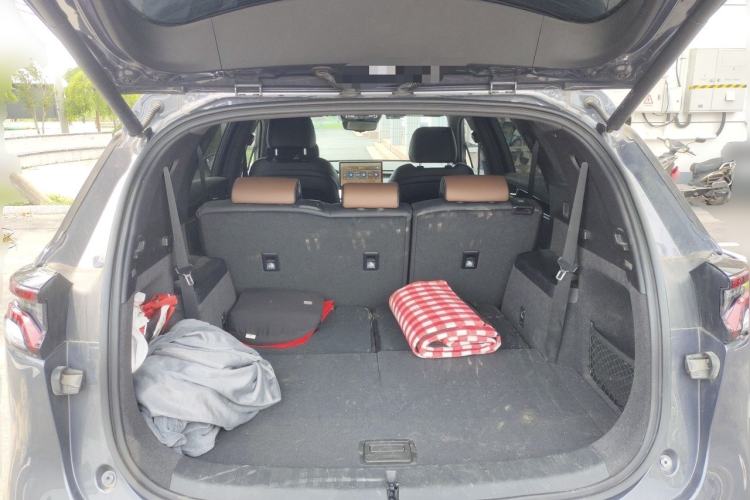 Used BYD Tang New Energy 2021 DM-i 112KM Prestige Model Trunk