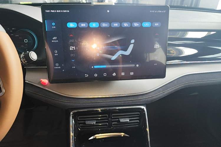 Used BYD Tang New Energy 2021 DM-i 112KM Prestige Model Audio And AC Panel