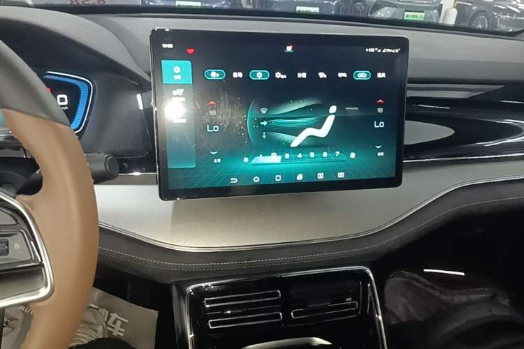Used BYD Tang New Energy 2021 DM-i 112KM Prestige Model Audio And AC Panel
