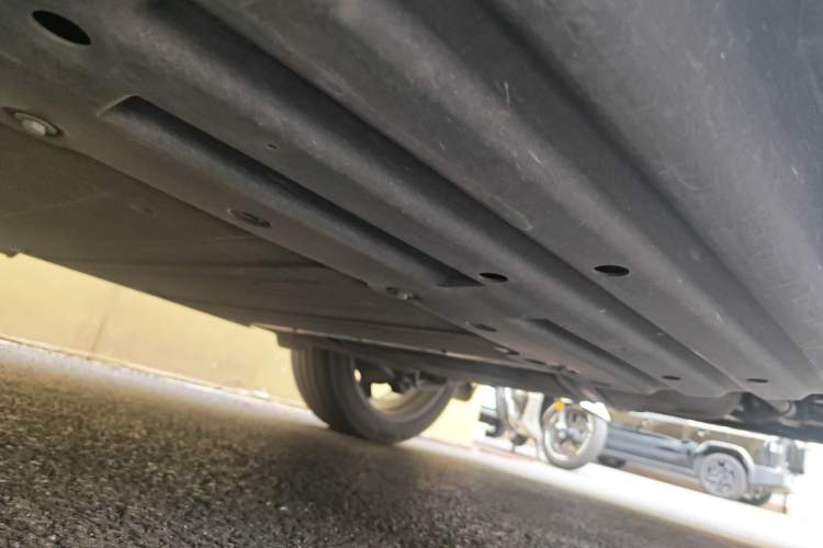 Used BYD Tang New Energy 2021 DM-i 112KM Prestige Model Chassis Rear
