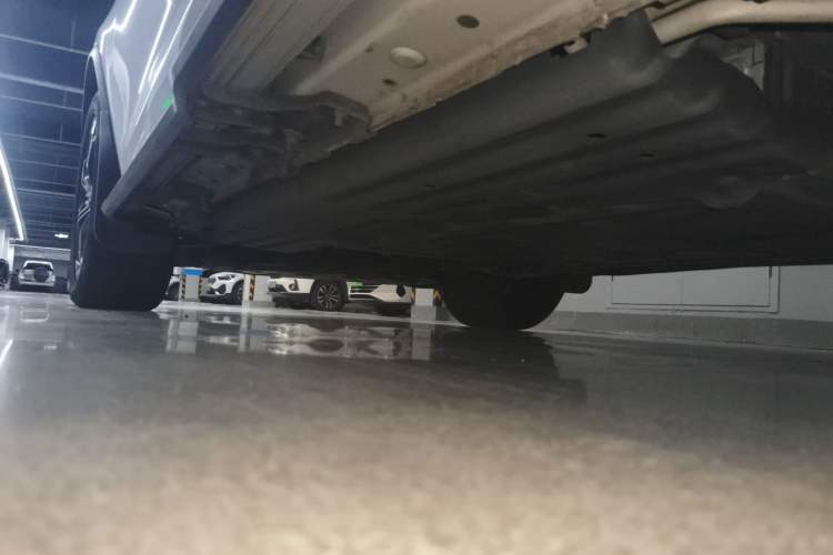Used BYD Tang New Energy 2021 DM-i 112KM Prestige Model Chassis Rear Left
