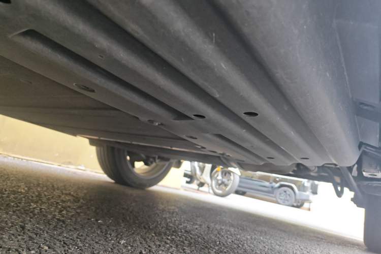 Used BYD Tang New Energy 2021 DM-i 112KM Prestige Model Chassis Rear Right