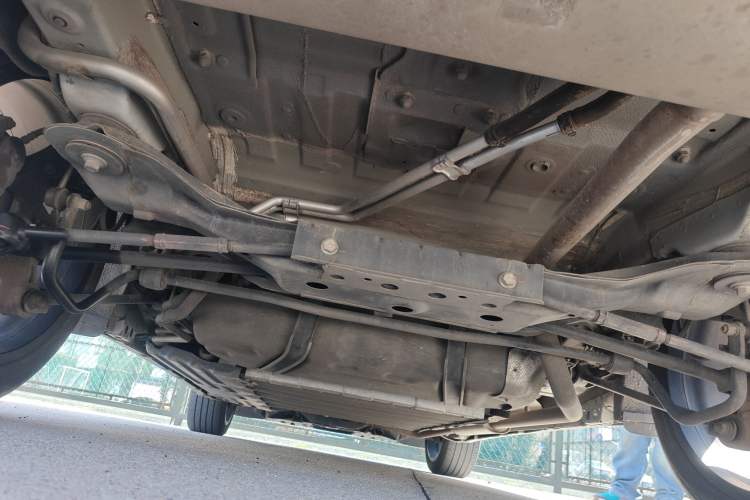 Used BYD Tang New Energy 2021 DM-i 112KM Prestige Model Chassis Rear