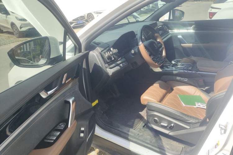 Used BYD Tang New Energy 2021 DM 2.0T Four-Wheel Drive High-Performance Flagship Model Driver Seat