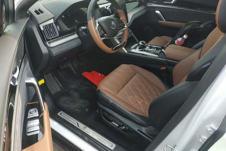 Used BYD Tang New Energy 2021 DM-i 112KM Prestige Model Driver Seat
