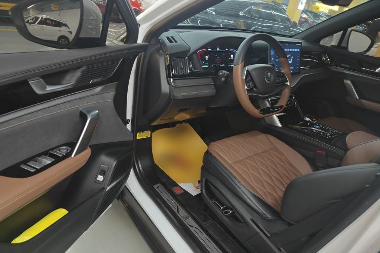 Used BYD Tang New Energy 2021 DM-i 112KM Prestige Model Driver Seat