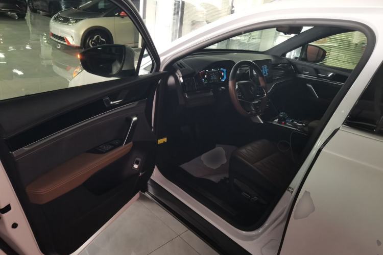 Used BYD Tang New Energy 2021 DM-i 112KM Prestige Model Driver Seat