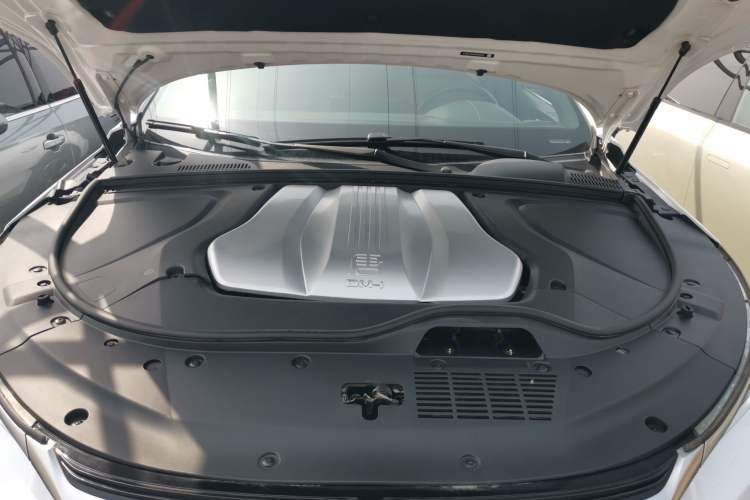 Used BYD Tang New Energy 2021 DM-i 112KM Prestige Model Engine Bay