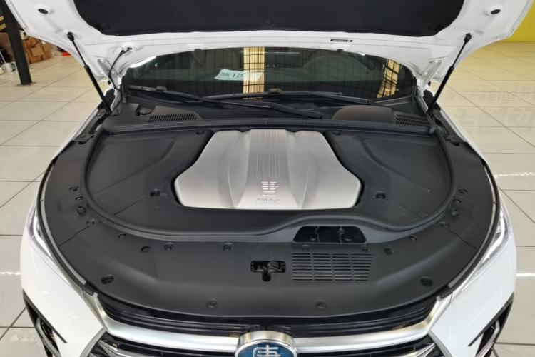 Used BYD Tang New Energy 2021 DM-i 112KM Prestige Model Engine Bay
