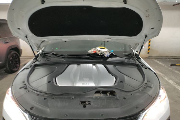 Used BYD Tang New Energy 2021 DM-i 112KM Prestige Model Engine Bay