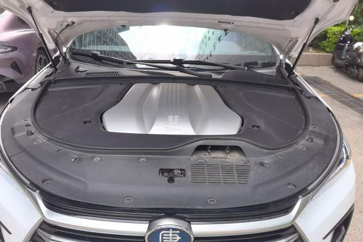 Used BYD Tang New Energy 2021 DM-i 112KM Prestige Model Engine Bay