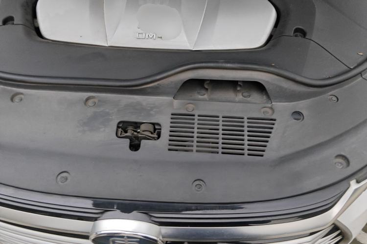Used BYD Tang New Energy 2021 DM-i 112KM Prestige Model Engine Bay