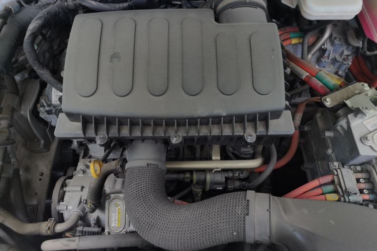 Used BYD Tang New Energy 2021 DM 2.0T Four-Wheel Drive High-Performance Luxury Model Engine Bay