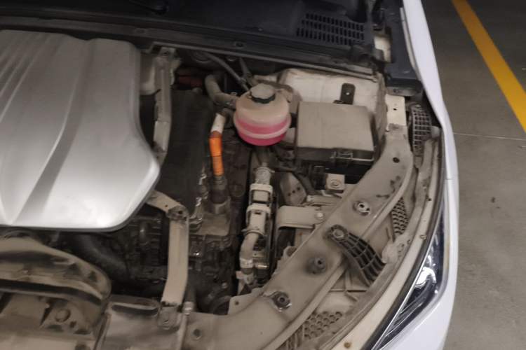 Used BYD Tang New Energy 2021 DM-i 112KM Prestige Model Engine Bay Left