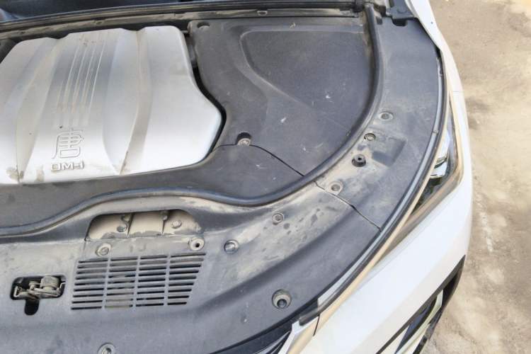 Used BYD Tang New Energy 2021 DM-i 112KM Prestige Model Engine Bay Left
