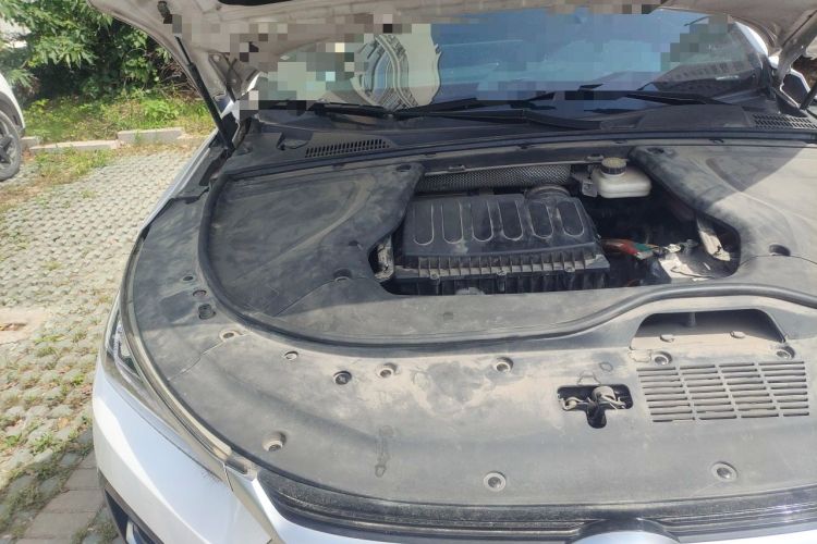 Used BYD Tang New Energy 2021 DM 2.0T Four-Wheel Drive High-Performance Flagship Model Engine Bay Right