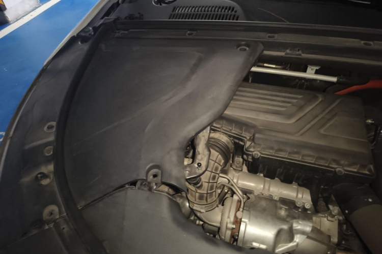 Used BYD Tang New Energy 2021 DM-i 112KM Prestige Model Engine Bay Right