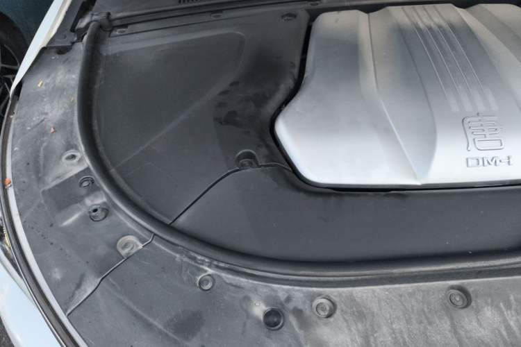 Used BYD Tang New Energy 2021 DM-i 112KM Prestige Model Engine Bay Right