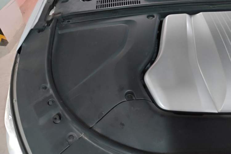 Used BYD Tang New Energy 2021 DM-i 112KM Prestige Model Engine Bay Right