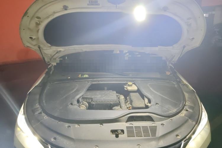 Used BYD Tang New Energy 2021 DM-i 112KM Prestige Model Engine Bay