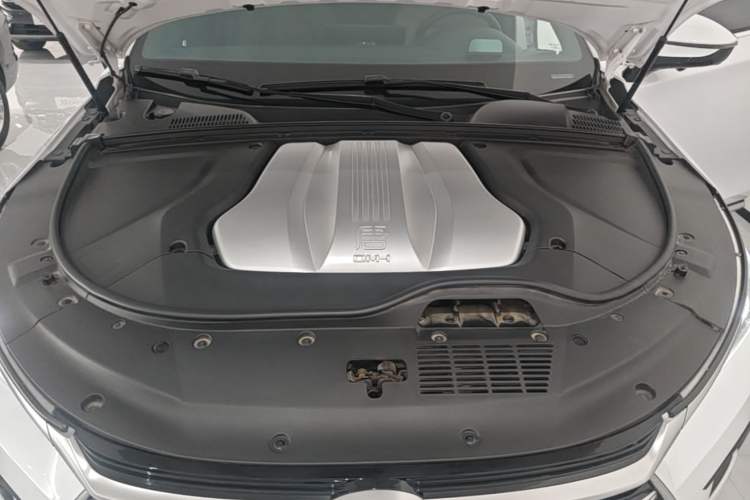 Used BYD Tang New Energy 2021 DM-i 112KM Prestige Model Engine Bay